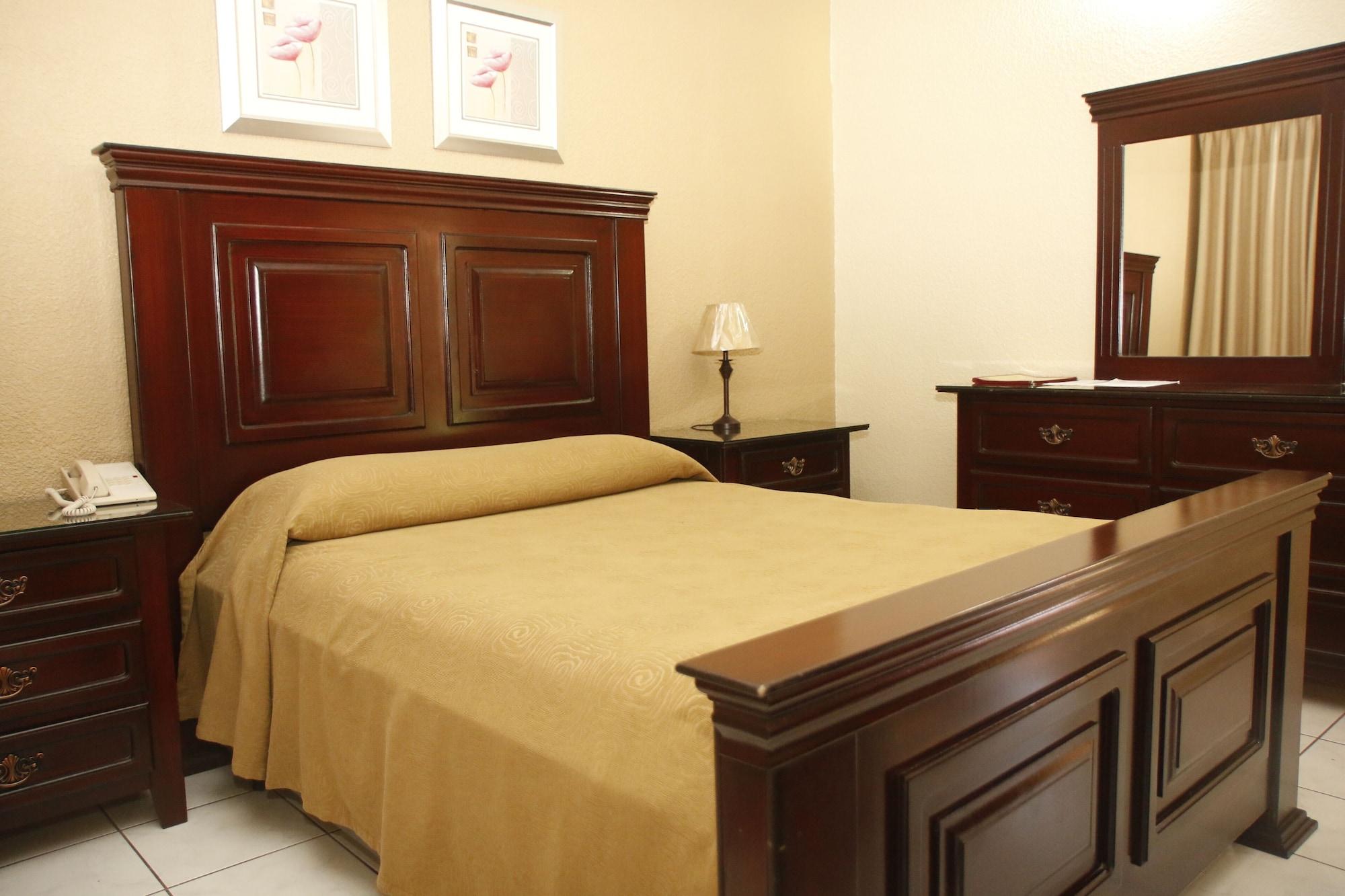 Hotel La Quinta La Ceiba Extérieur photo