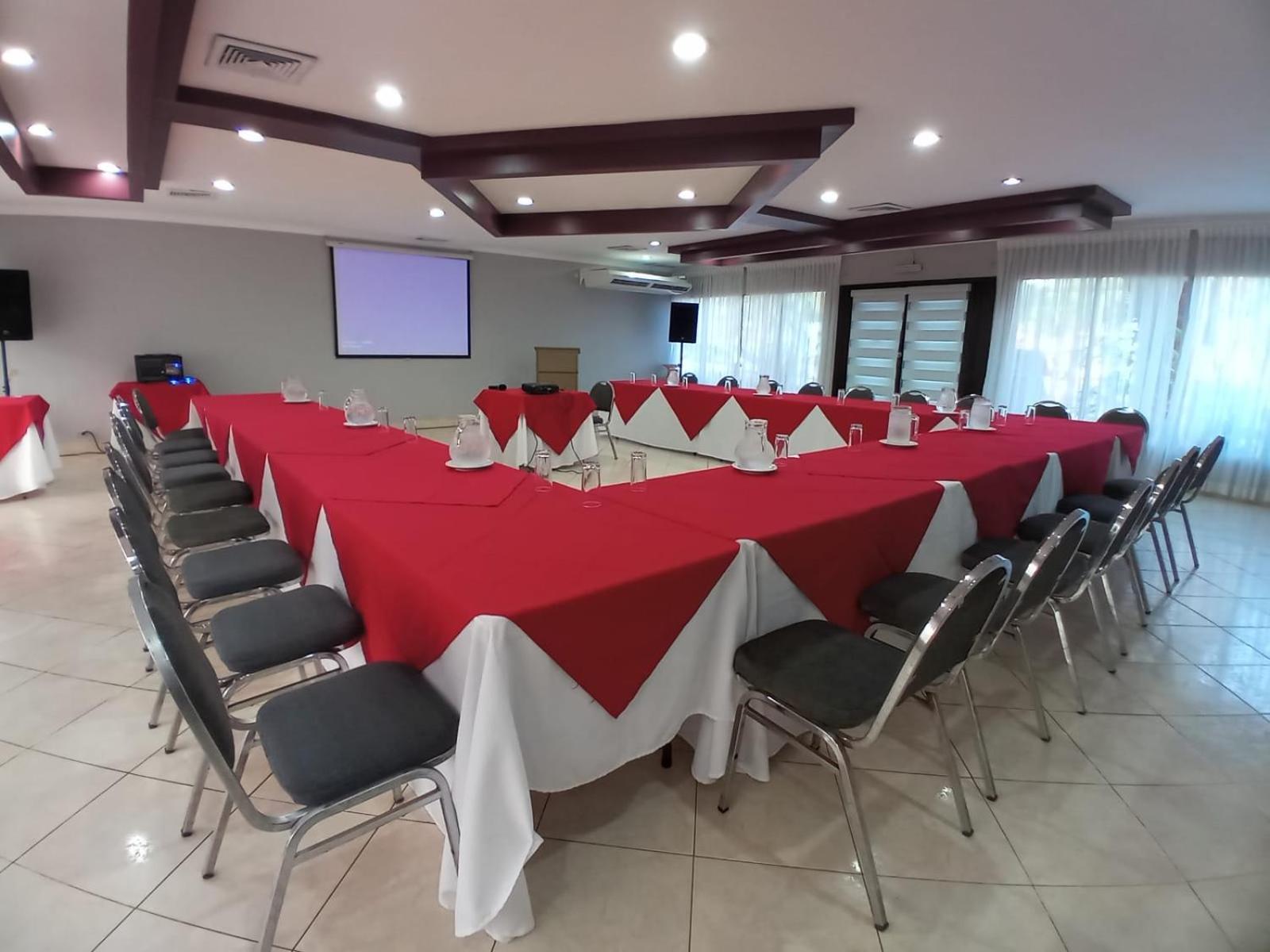Hotel La Quinta La Ceiba Extérieur photo