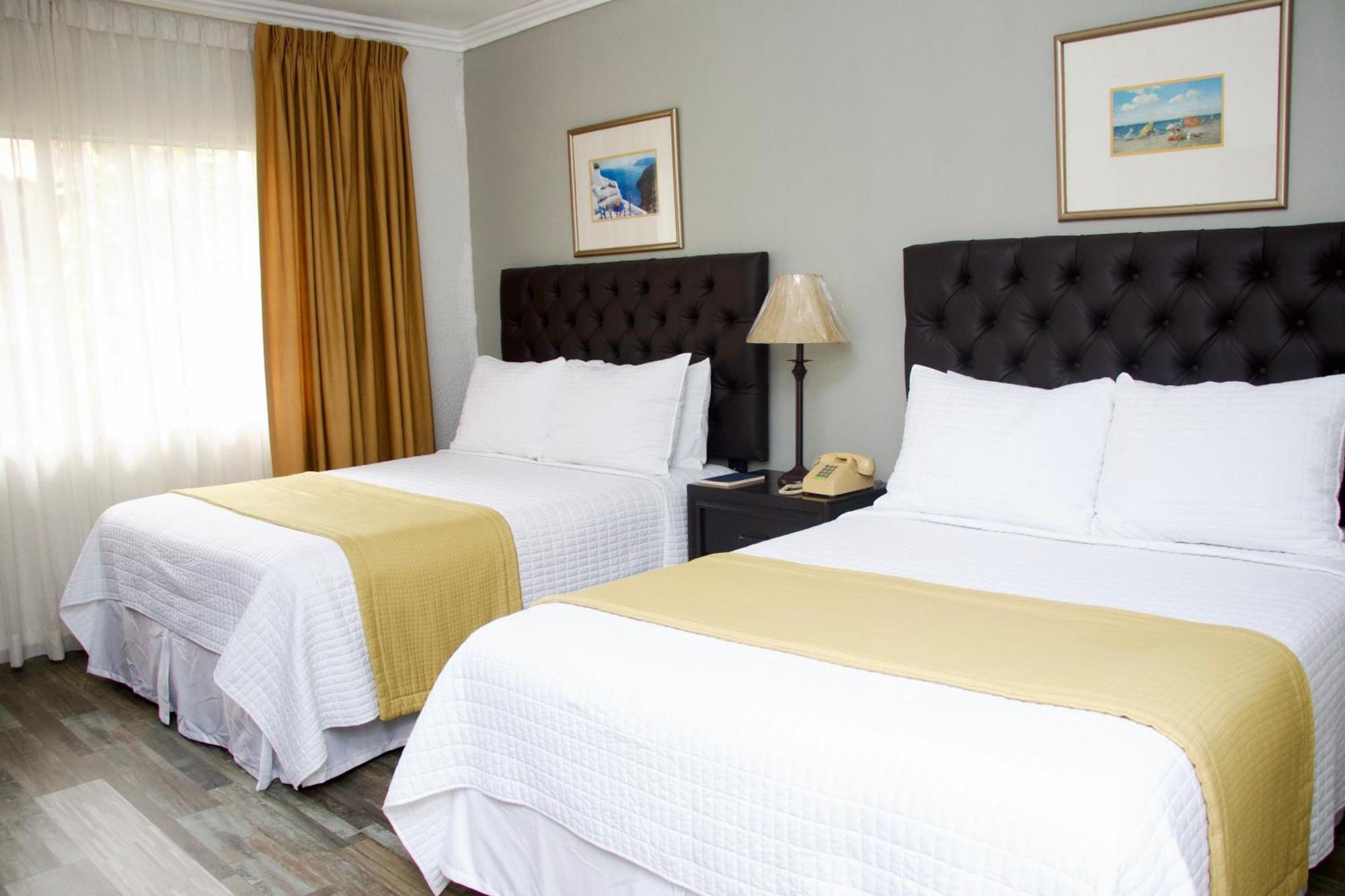 Hotel La Quinta La Ceiba Extérieur photo
