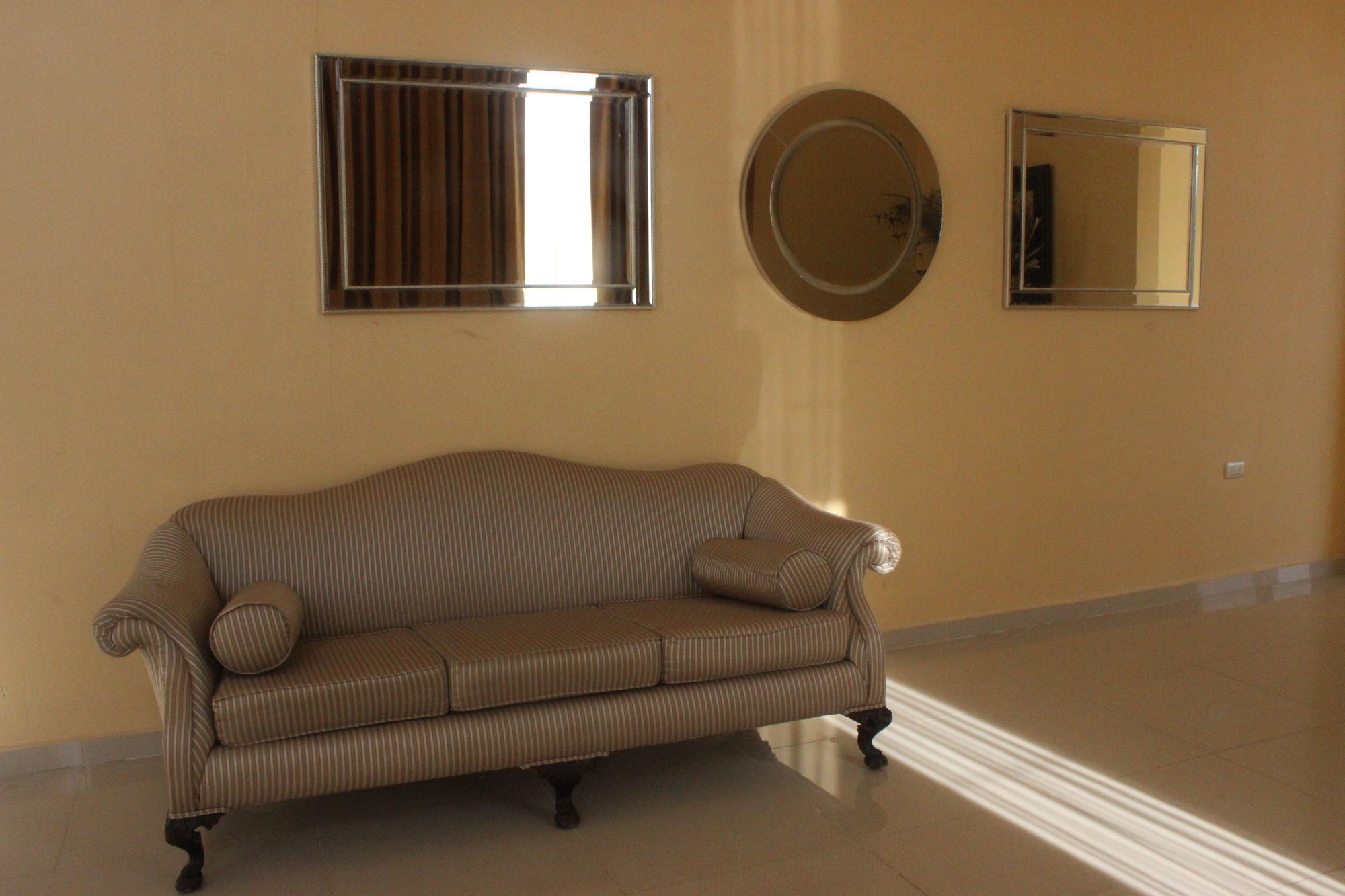 Hotel La Quinta La Ceiba Extérieur photo